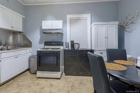 1060 Midland Street Uniondale NY 11553