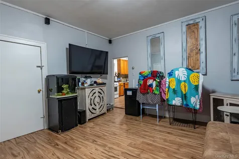 1060 Midland Street Uniondale NY 11553