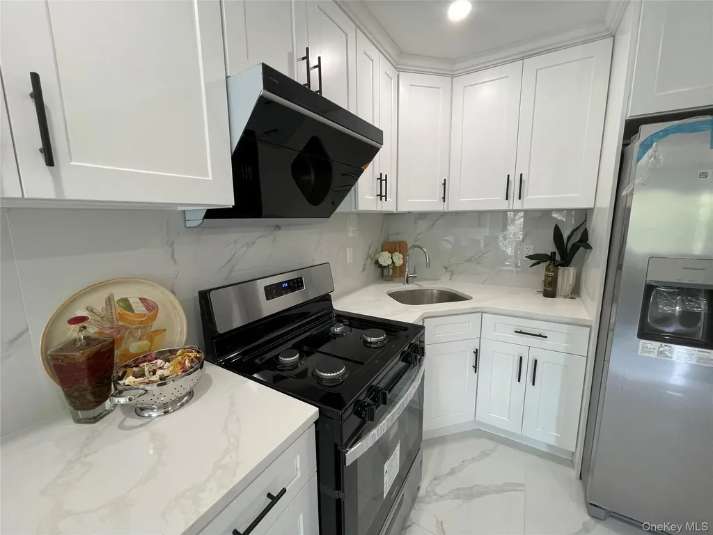 140-03 32nd Avenue Flushing NY 11354