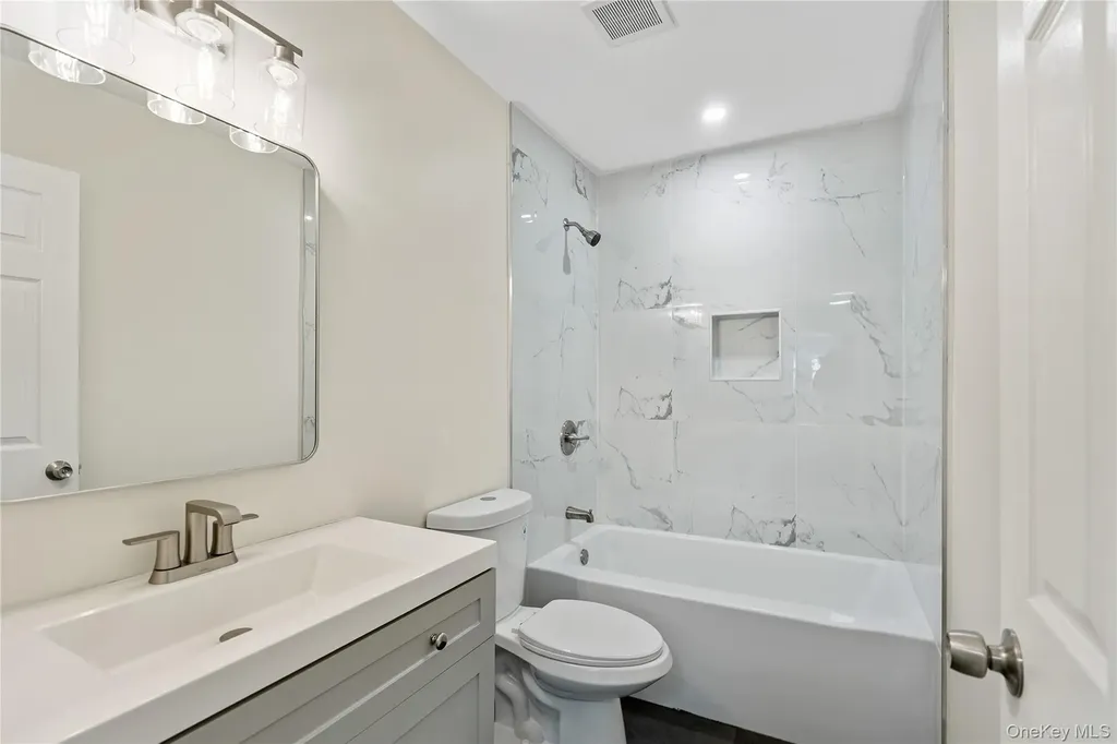 2 Shadowbrook Lane Newburgh NY 12550