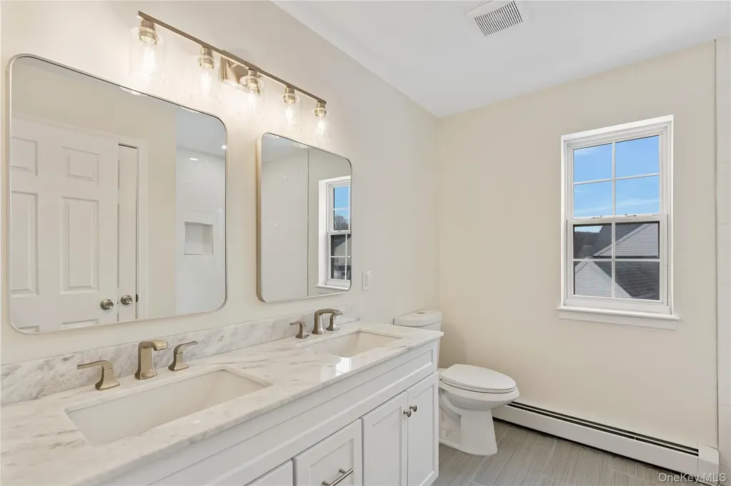 2 Shadowbrook Lane Newburgh NY 12550