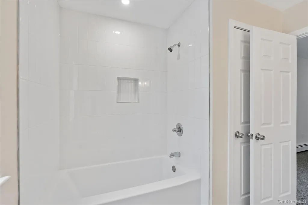 2 Shadowbrook Lane Newburgh NY 12550