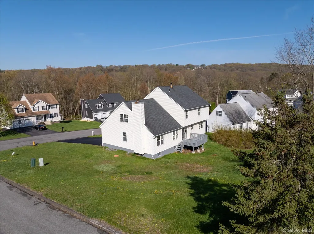 2 Shadowbrook Lane Newburgh NY 12550
