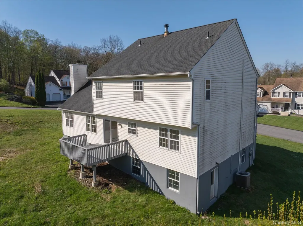 2 Shadowbrook Lane Newburgh NY 12550