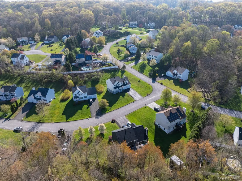 2 Shadowbrook Lane Newburgh NY 12550