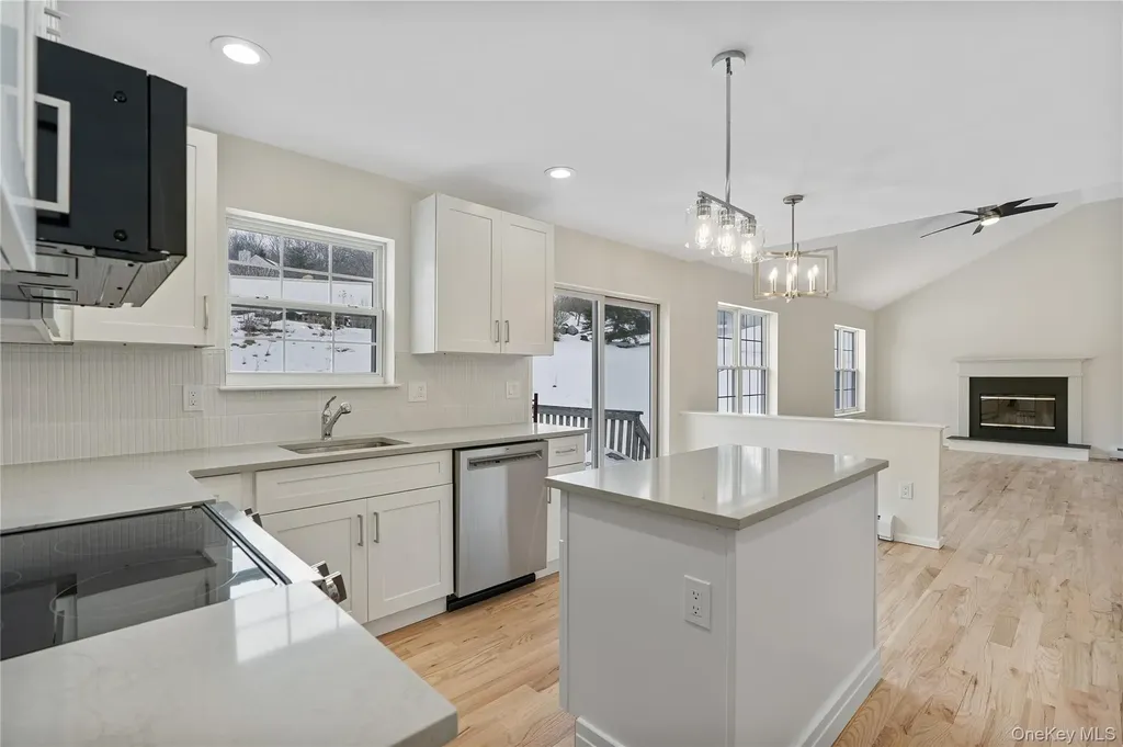 2 Shadowbrook Lane Newburgh NY 12550