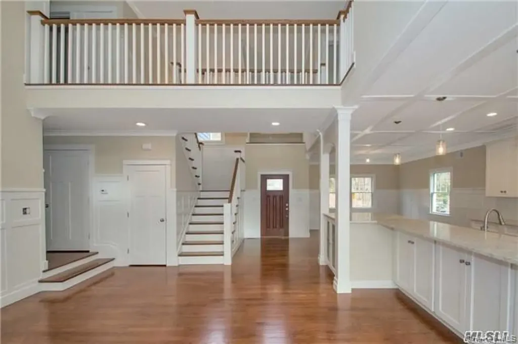22 Avenue E Holbrook NY 11741
