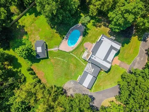 530 S Centre Island Road Centre Island NY 11771