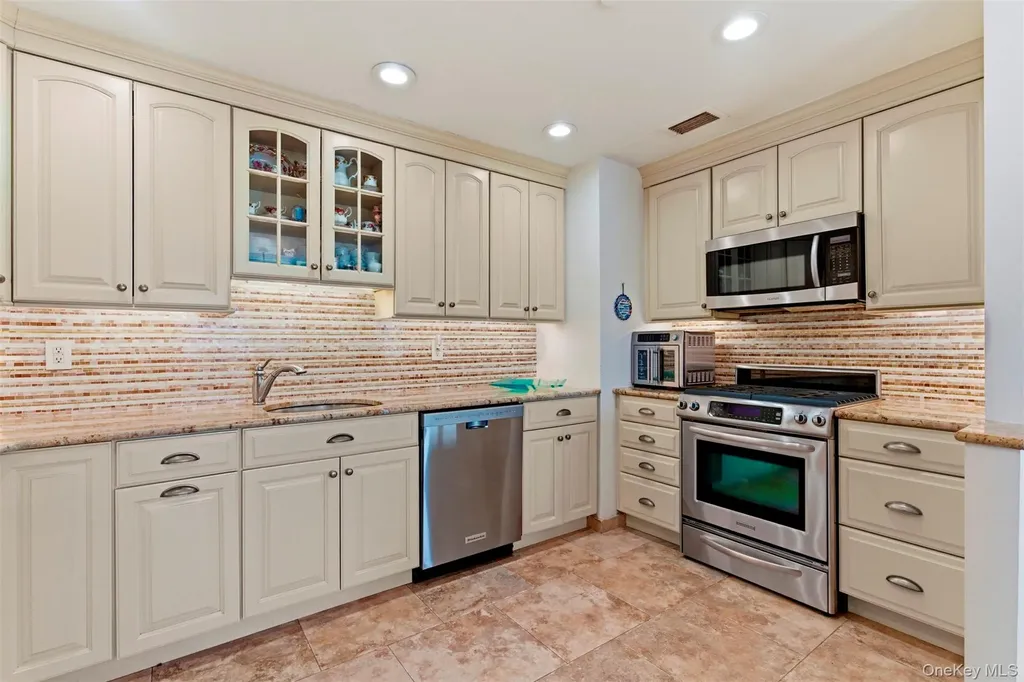 512 Devries Court Piermont NY 10968