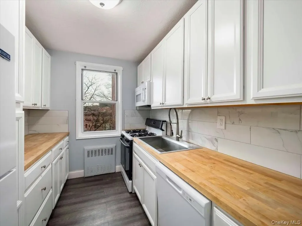 3 Sadore Lane Yonkers NY 10710