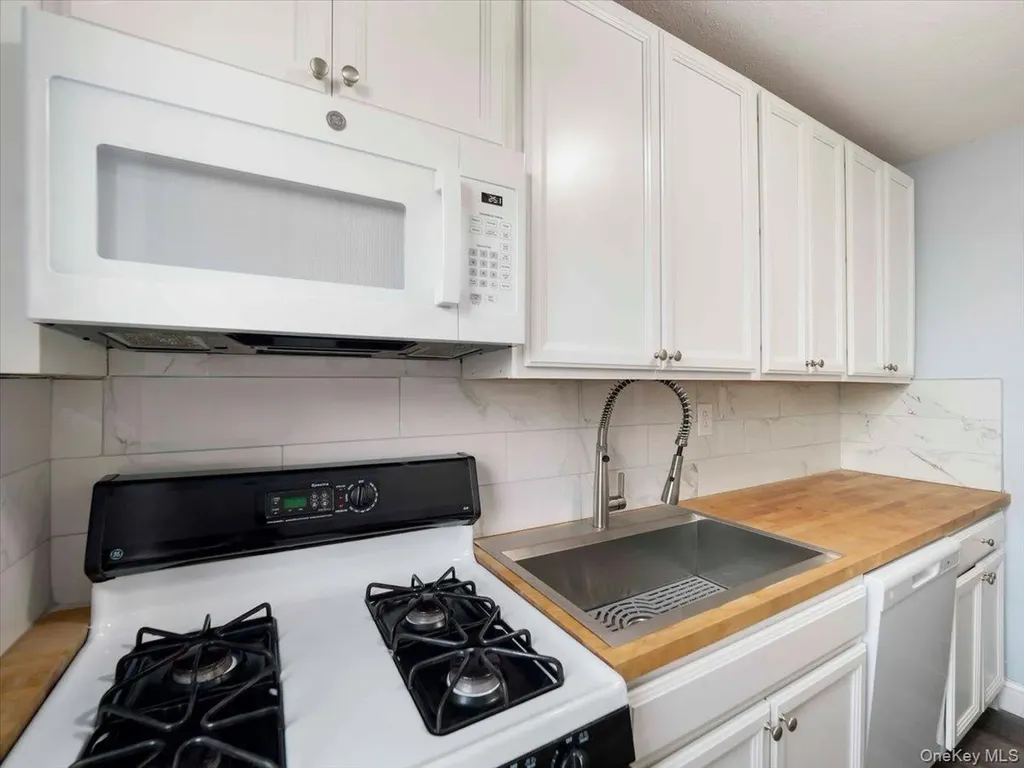 3 Sadore Lane Yonkers NY 10710