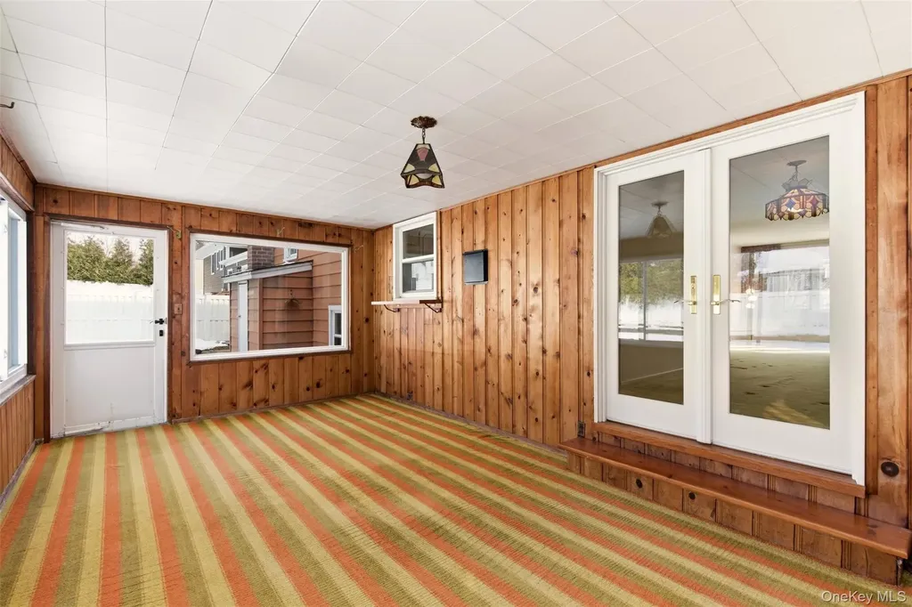 3 Bayberry Drive Plainview NY 11803