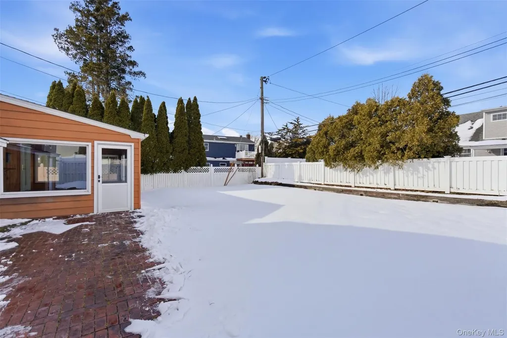 3 Bayberry Drive Plainview NY 11803
