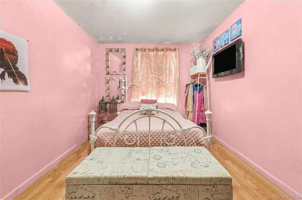 592 Beech Terrace Bronx NY 10454
