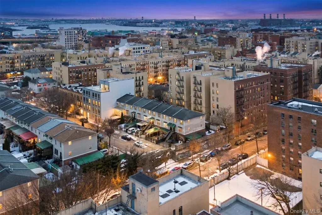 592 Beech Terrace Bronx NY 10454