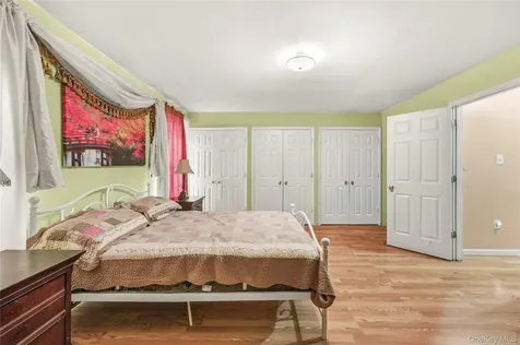 592 Beech Terrace Bronx NY 10454
