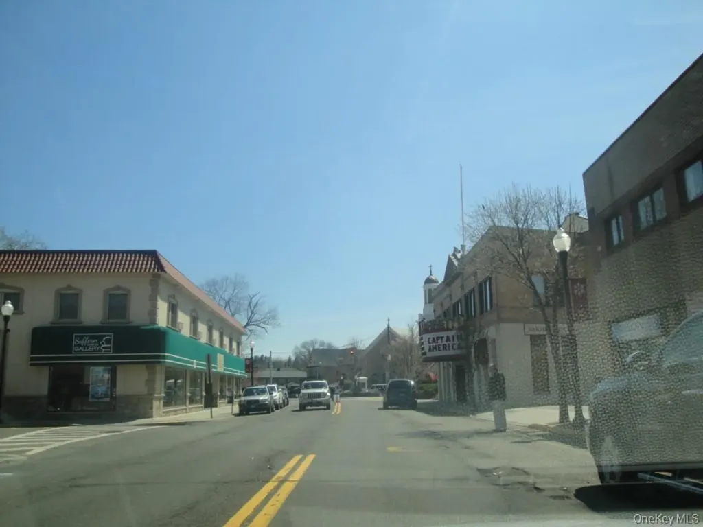 42 Wayne Avenue Suffern NY 10901