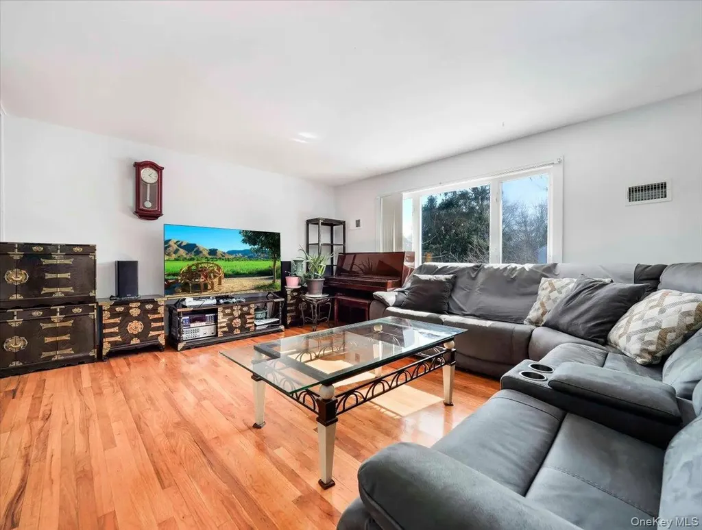 30 Govan Drive Stony Point NY 10980