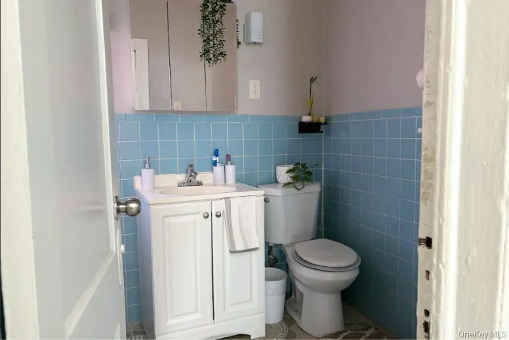 8315 Pettit Avenue Elmhurst NY 11373