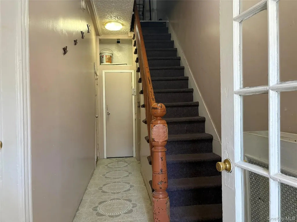 8315 Pettit Avenue Elmhurst NY 11373