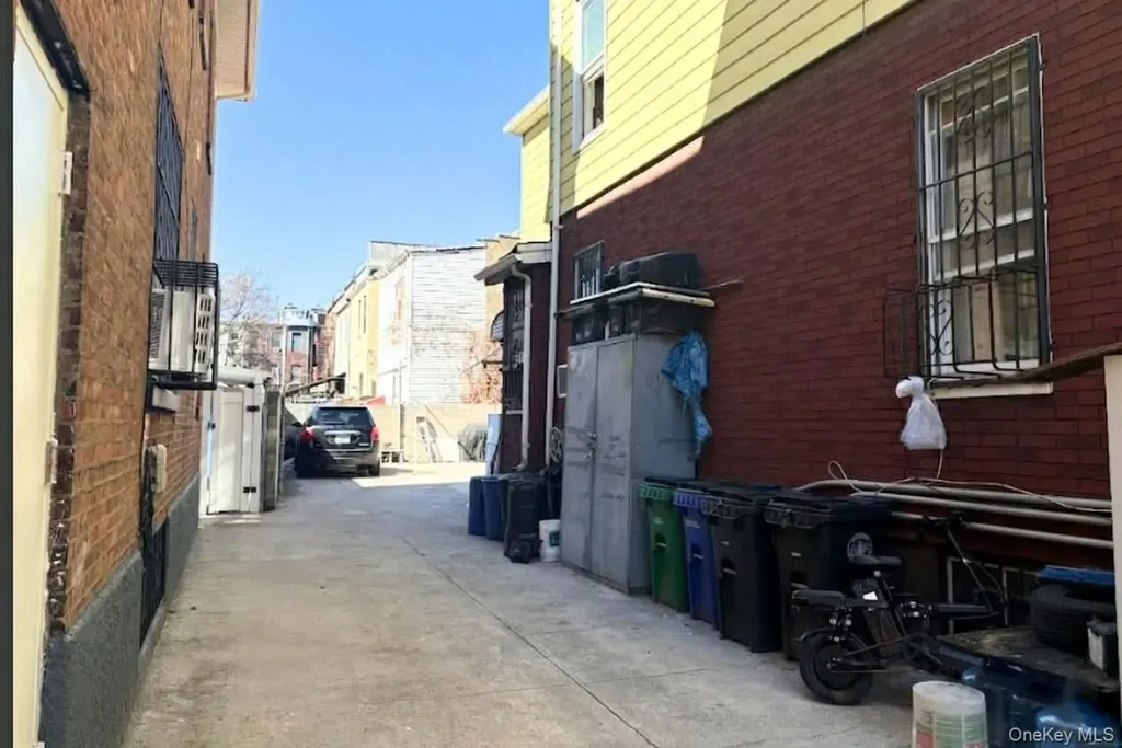 8315 Pettit Avenue Elmhurst NY 11373