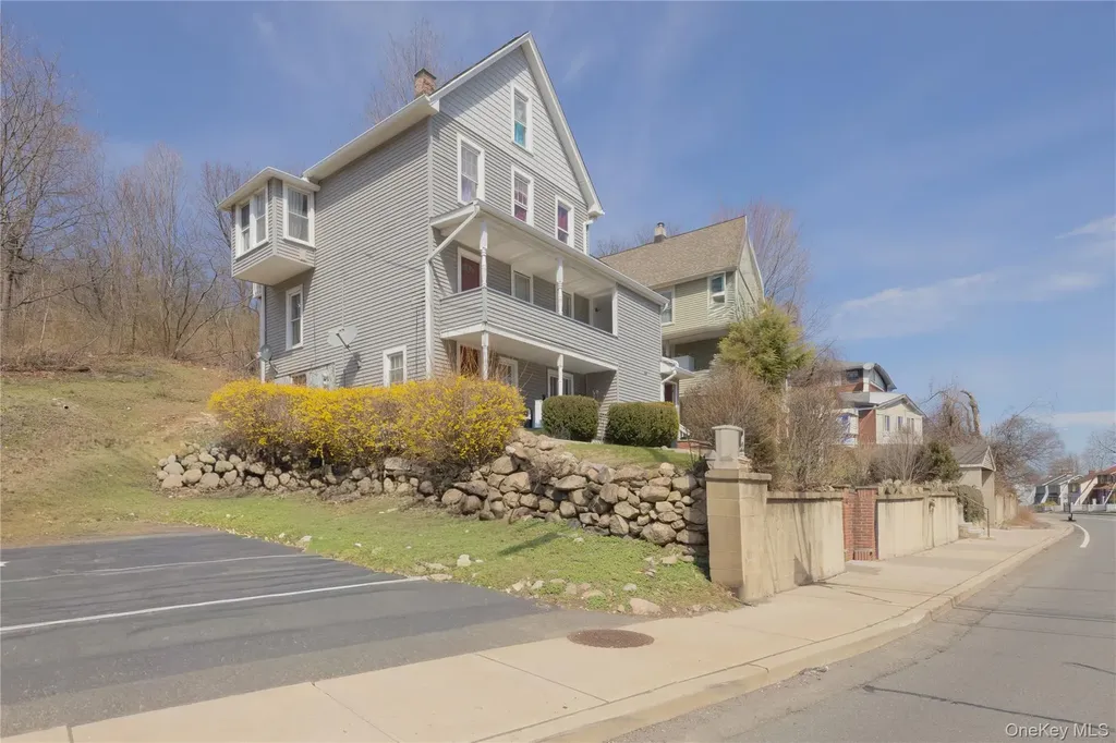 44 Wayne Avenue Suffern NY 10901