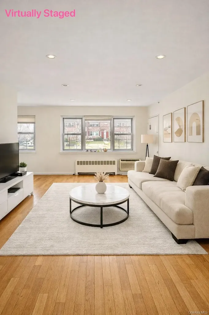 150-71 70rd Flushing NY 11367