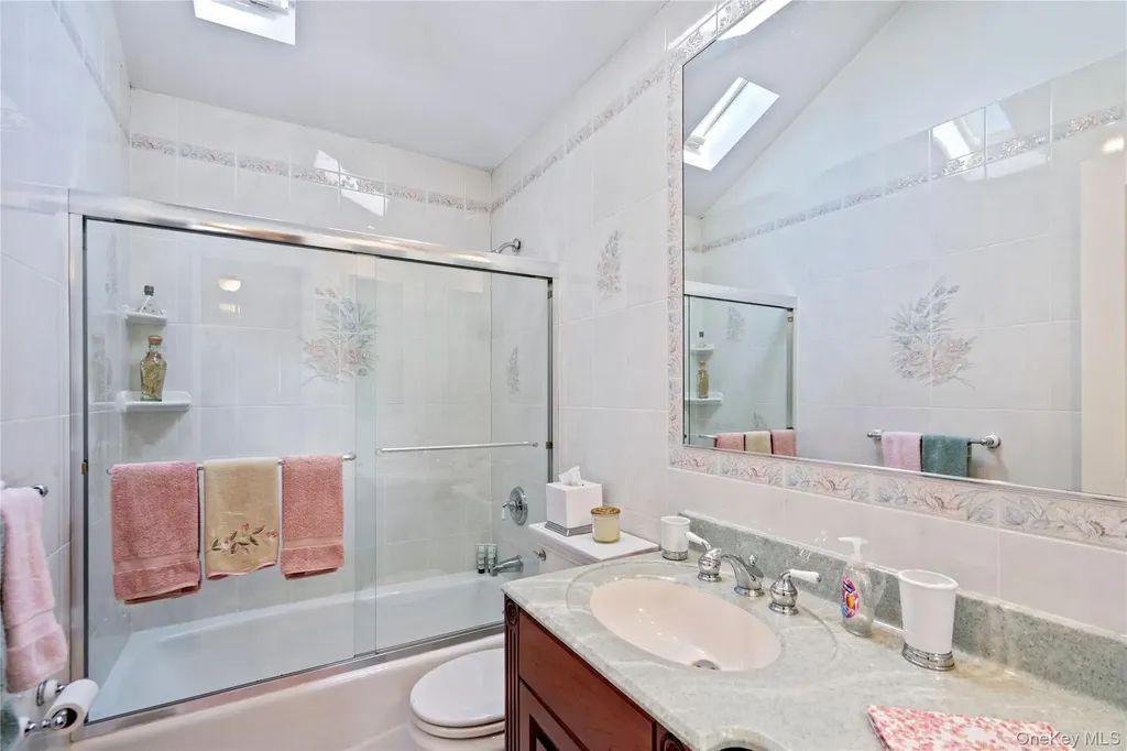 59 Cedar Street Massapequa NY 11758