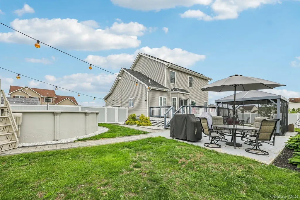 3105 Betsy Ross Ridge New Windsor NY 12553