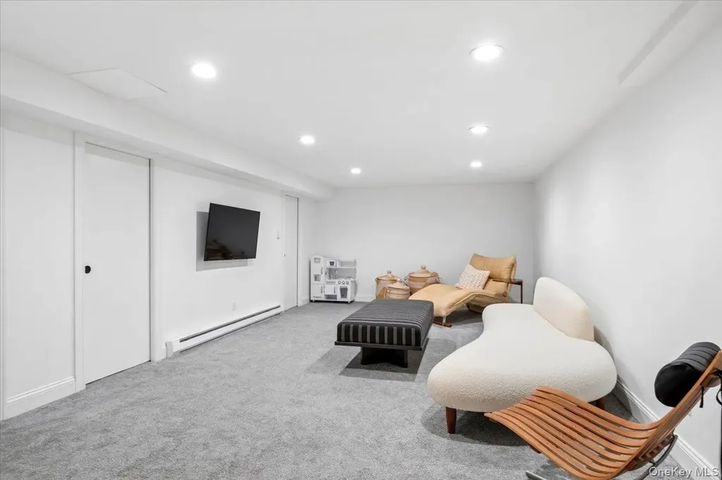 73 Atherstone Road Scarsdale NY 10583