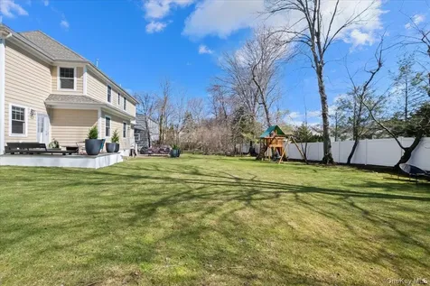 73 Atherstone Road Scarsdale NY 10583
