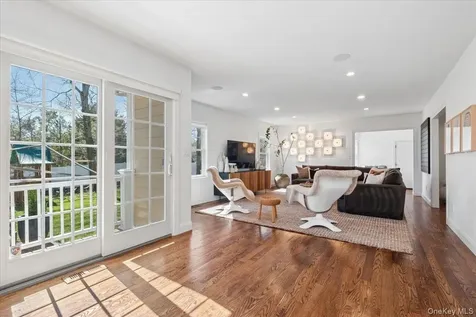 73 Atherstone Road Scarsdale NY 10583