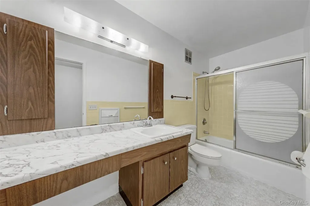 1840 Crompond Road Peekskill NY 10566