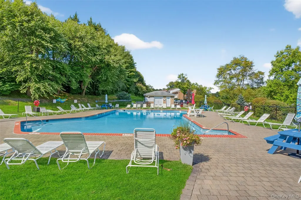 1840 Crompond Road Peekskill NY 10566