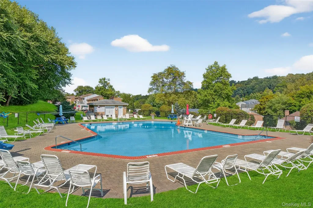 1840 Crompond Road Peekskill NY 10566