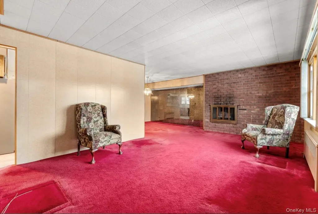 181 Sycamore Avenue Bethpage NY 11714