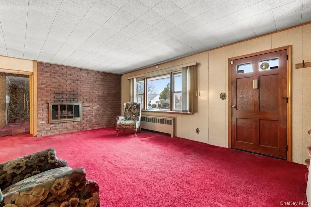 181 Sycamore Avenue Bethpage NY 11714