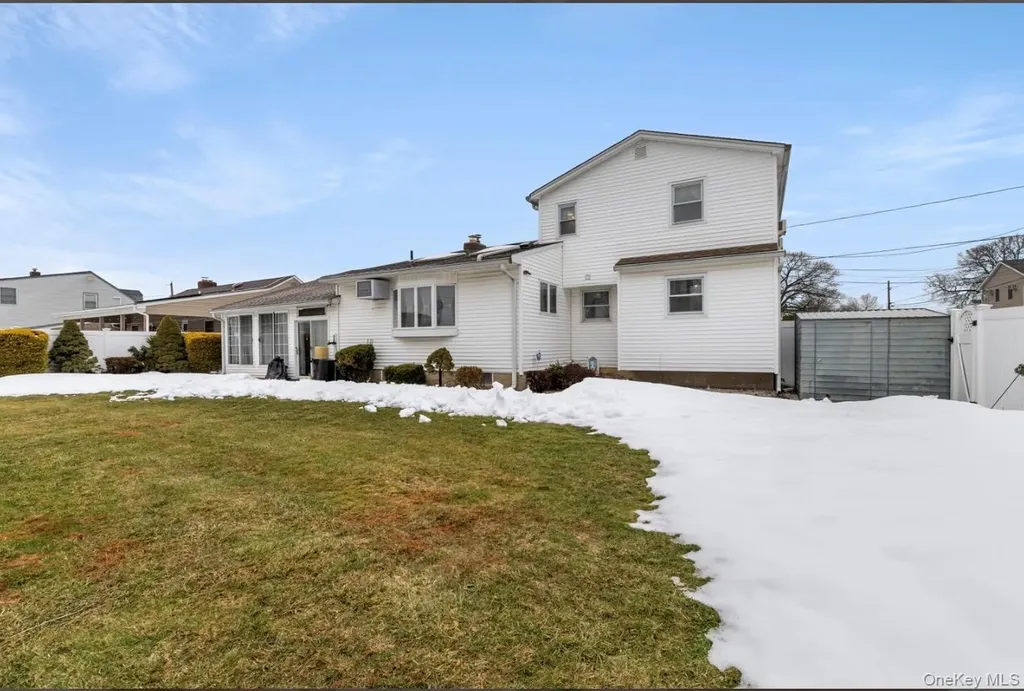 181 Sycamore Avenue Bethpage NY 11714