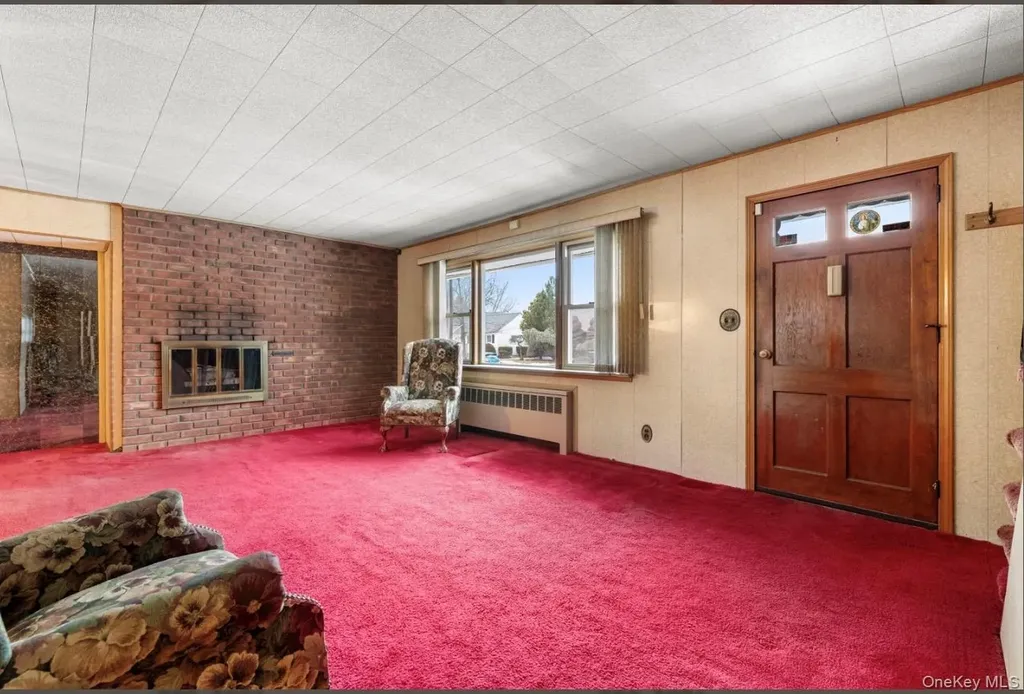 181 Sycamore Avenue Bethpage NY 11714