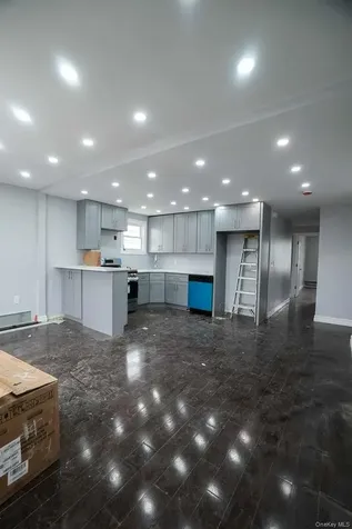 13540 231st Street Laurelton NY 11413