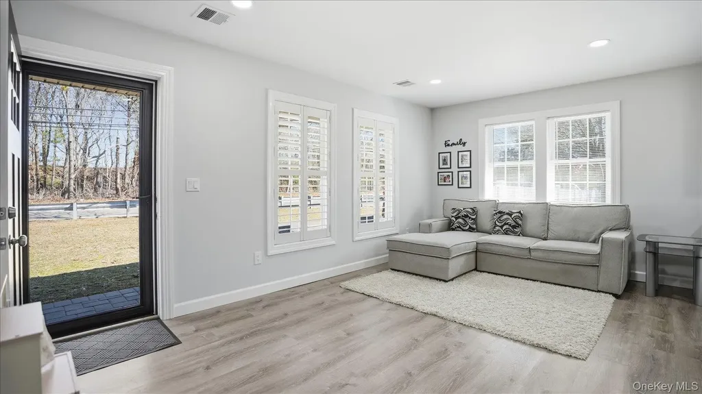 130 Beaver Dam Road Brookhaven NY 11719