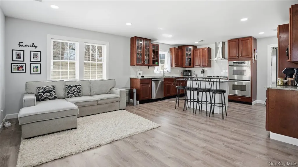 130 Beaver Dam Road Brookhaven NY 11719