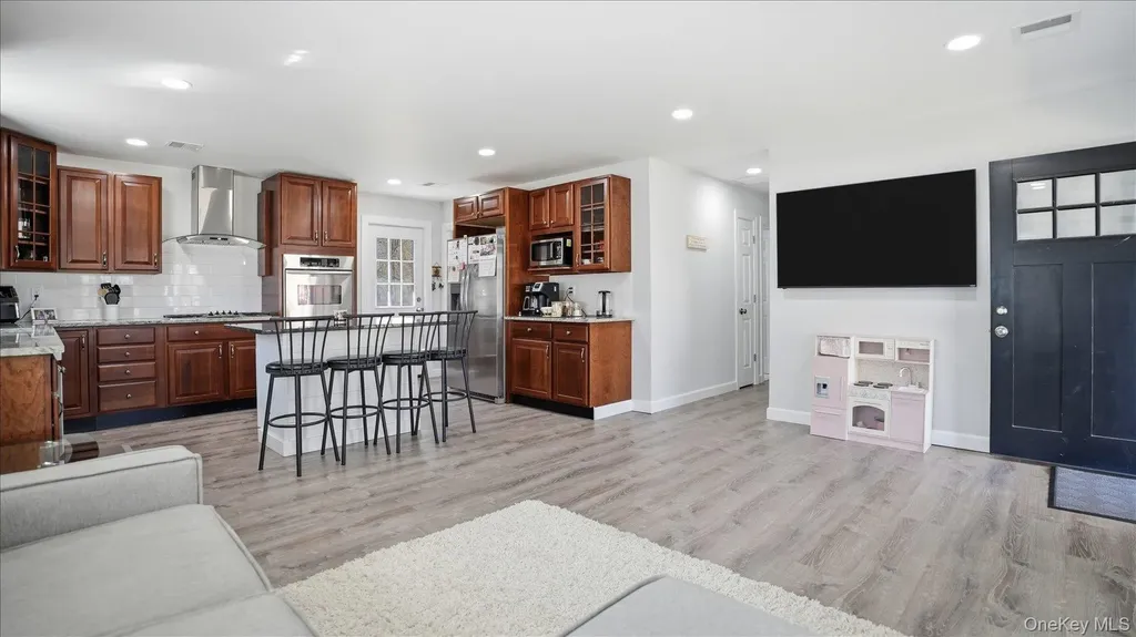 130 Beaver Dam Road Brookhaven NY 11719