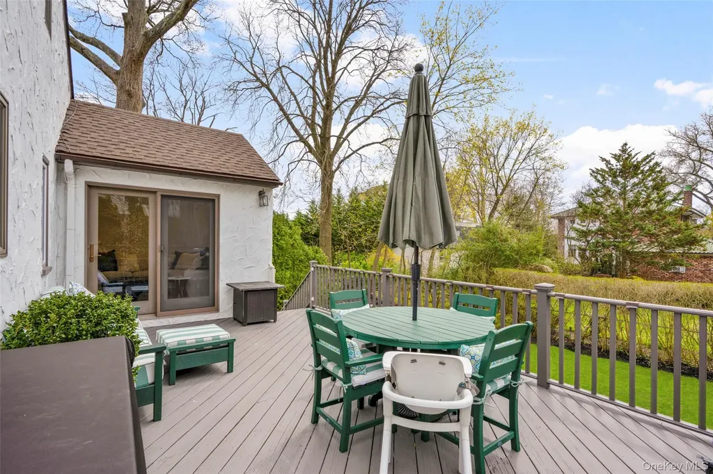 200 Larchmont Avenue Larchmont NY 10538