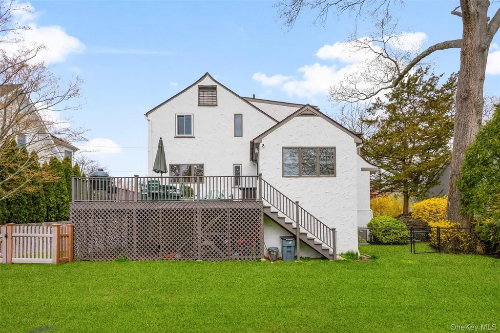 200 Larchmont Avenue Larchmont NY 10538