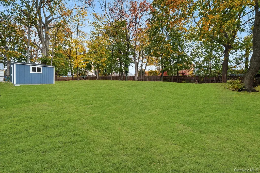 1043 Wilson Boulevard Central Islip NY 11722