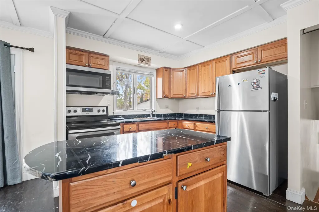 1043 Wilson Boulevard Central Islip NY 11722