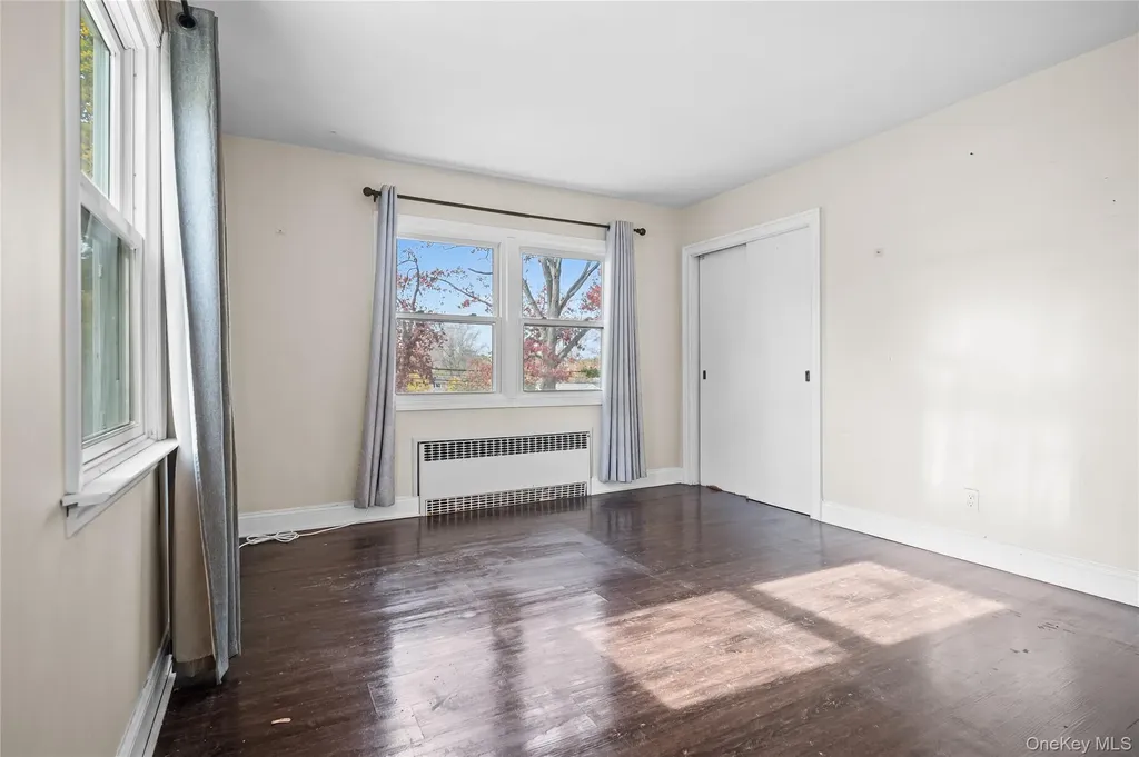 1043 Wilson Boulevard Central Islip NY 11722
