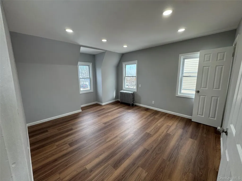 110 Woodside Avenue Freeport NY 11520