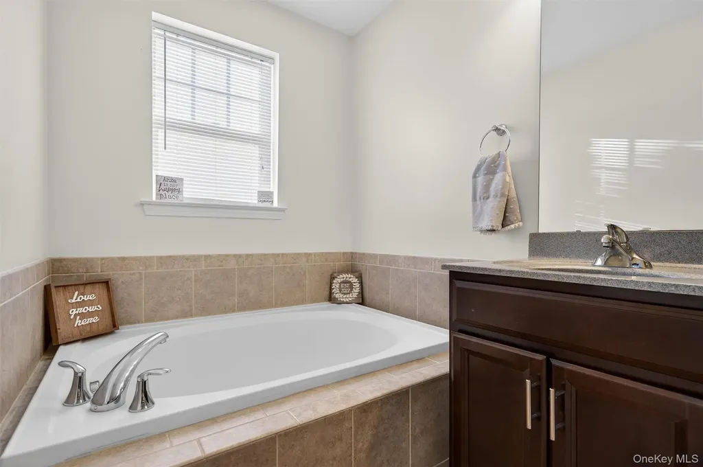 131 Meadow View Drive Middletown NY 10940